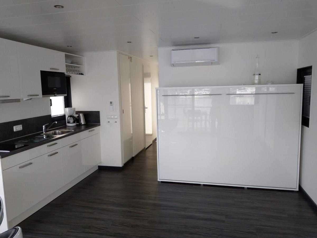 Hausboot Leukermeer Well Well  Ngoại thất bức ảnh